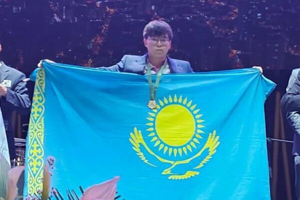 Сборная Казахстана завоевала золотые медали на Международной физической олимпиаде - Sputnik Казахстан