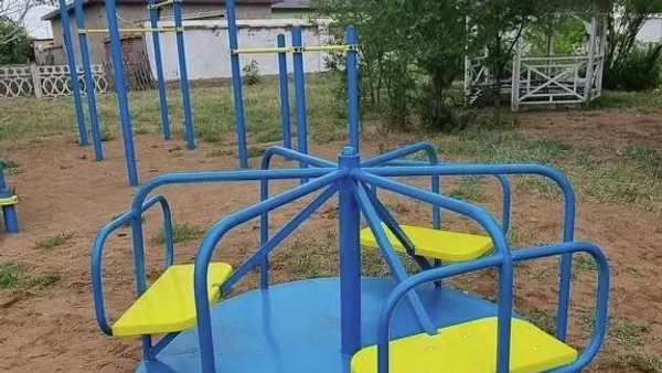 Ақмола облысында ойын алаңын өз қаражатына тұрғызған кәсіпкер айыппұл арқалады - Sputnik Қазақстан