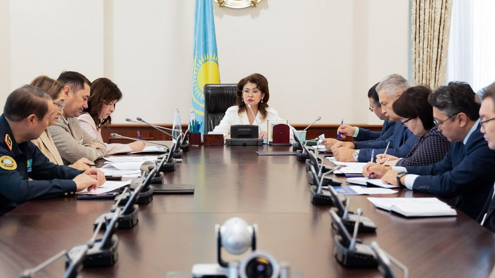 В правительстве Казахстана рассмотрели вопросы безопасности детей в период летнего отдыха
В правительстве Казахстана рассмотрели вопросы безопасности детей в период летнего отдыха
- Sputnik Казахстан, 1920, 18.07.2026