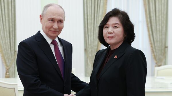 Путин КХДР басшылығына арнайы әскери операцияға көрсеткен көмегі үшін алғыс айтты - Sputnik Қазақстан