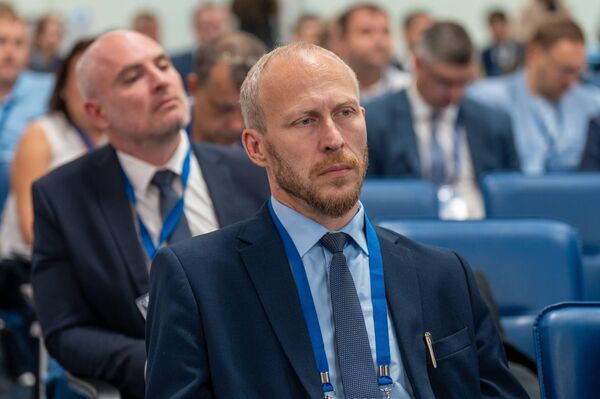 Аким ВКО Нурымбет Сактаганов провел рабочие встречи в рамках Форума межрегионального сотрудничества Казахстана и России
Аким ВКО Нурымбет Сактаганов провел рабочие встречи в рамках Форума межрегионального сотрудничества Казахстана и России
- Sputnik Казахстан