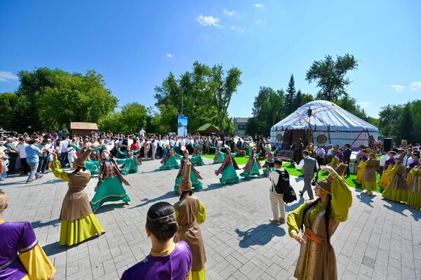 Международный QYZYLJAR SABANTUI – 2026 в Петропавловске Международный QYZYLJAR SABANTUI – 2026 в Петропавловске - Sputnik Казахстан