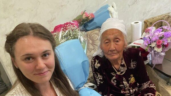 Сестре погибшего в 1942 году красноармейца из Северного Казахстана передали удостоверение к Ордену Отечественной войны I степени - Sputnik Казахстан