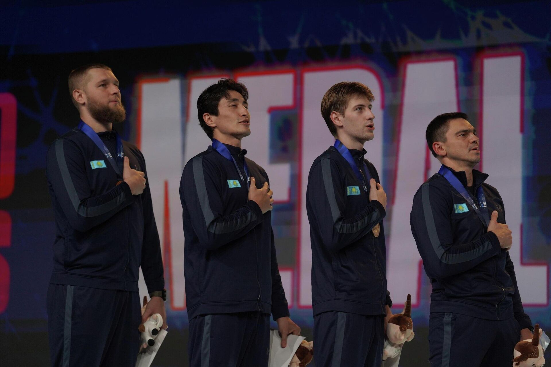 Награждение сборной Казахстана на чемпионате мира по фехтованию Награждение сборной Казахстана на чемпионате мира по фехтованию - Sputnik Казахстан, 1920, 29.07.2026