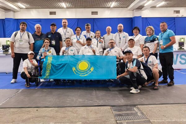Казахстанские спортсмены завоевали медали на Кубке мира по пара пулевой стрельбе  - Sputnik Казахстан