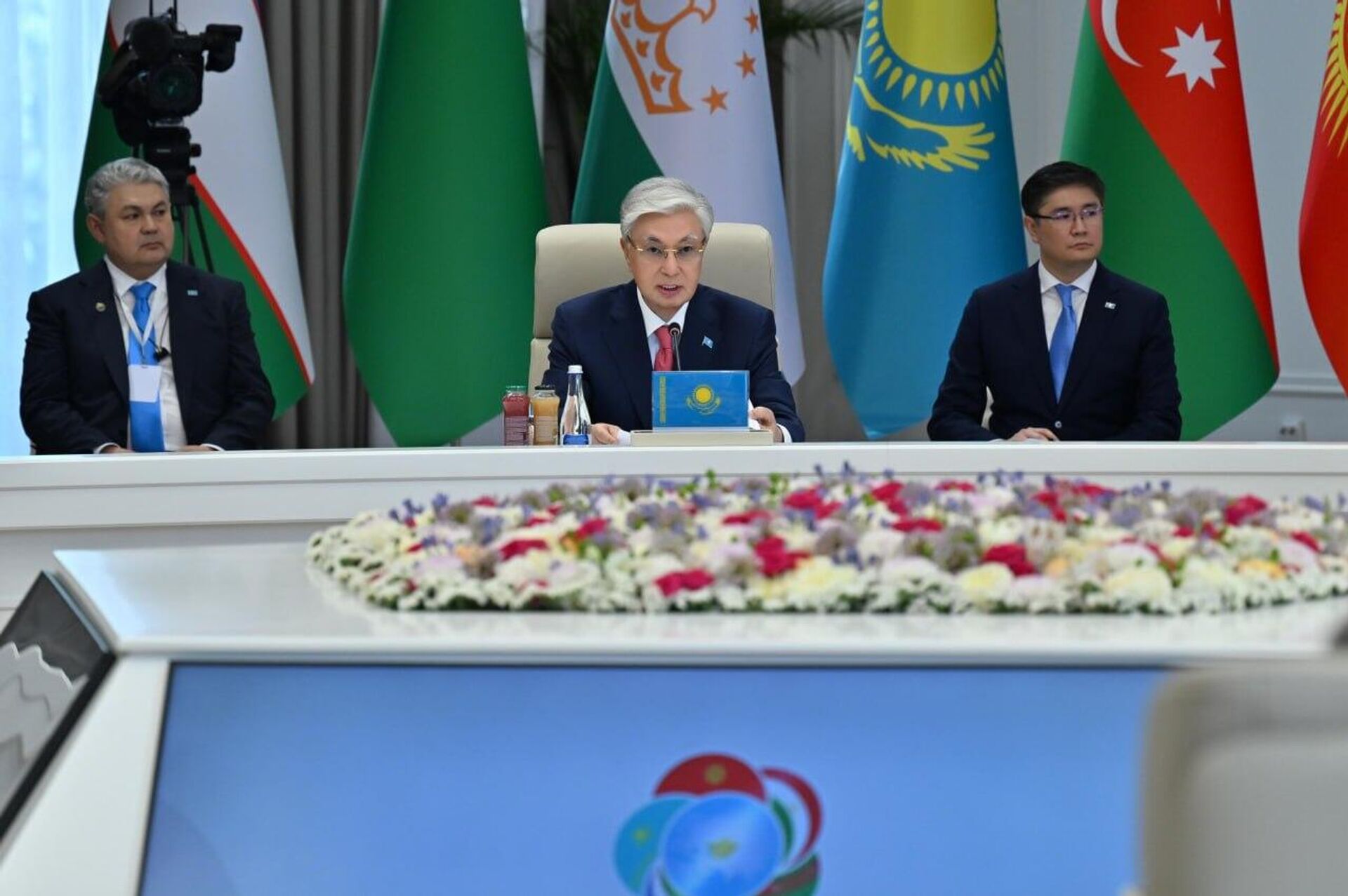 Касым-Жомарт Токаев принял участие в неформальной встрече глав государств Центральной Азии и Азербайджана Касым-Жомарт Токаев принял участие в неформальной встрече глав государств Центральной Азии и Азербайджана - Sputnik Казахстан, 1920, 31.07.2026