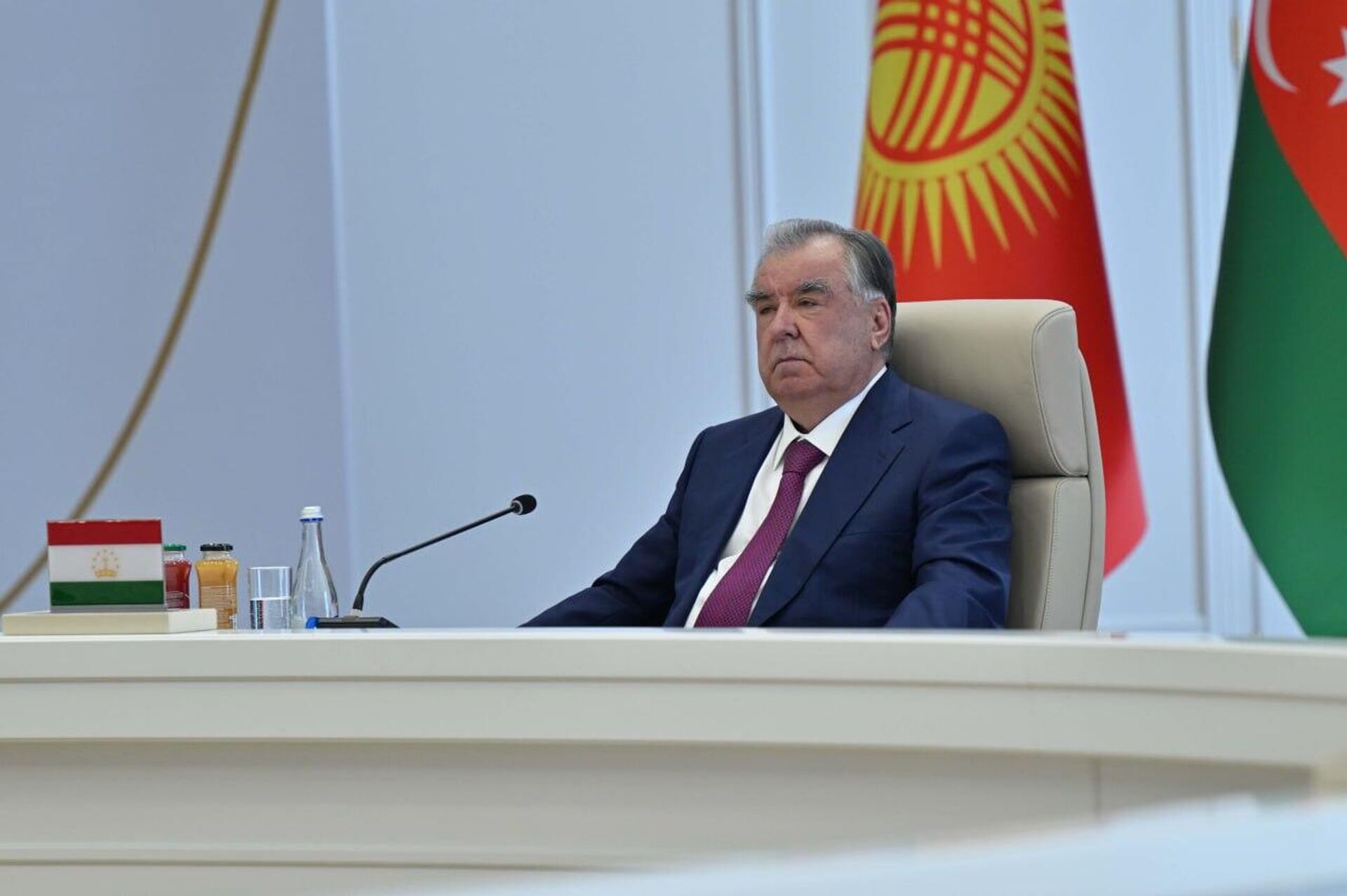 Эмомали Рахмон Эмомали Рахмон - Sputnik Казахстан, 1920, 31.07.2026