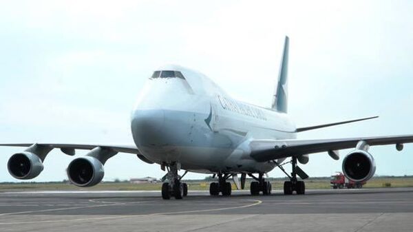Торжественная встреча первого регулярного рейса Cathay PacificCargo в аэропорту Астаны - Sputnik Қазақстан
