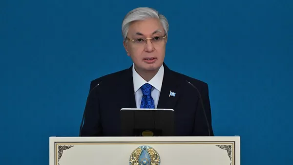 Президент Қызылорда – Сексеуіл, Ұлғайсын – Сексеуіл және Бейнеу – Сексеуіл автокөлік жолдары құрылысының басталуына арналған телекөпірде сөз сөйледі - Sputnik Қазақстан
