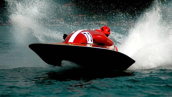 Алматы облысының әкімі Марат Сұлтанғазиев F1H2O жарысын ұйымдастырушылармен кездесті - Sputnik Қазақстан