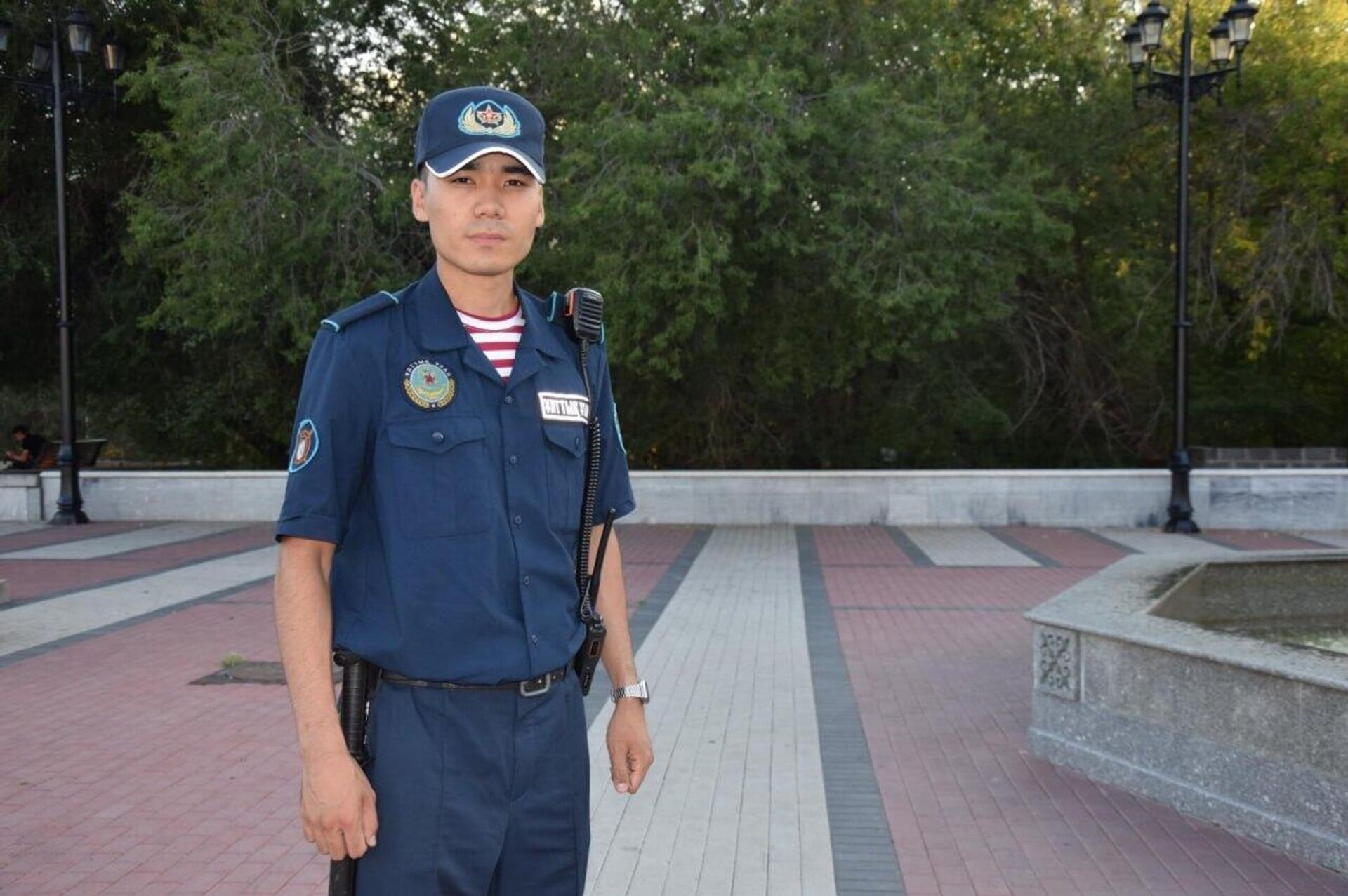 Алматылық Аббас Шамшиден төрт тілді меңгерген Алматылық Аббас Шамшиден төрт тілді меңгерген - Sputnik Қазақстан, 1920, 12.08.2026