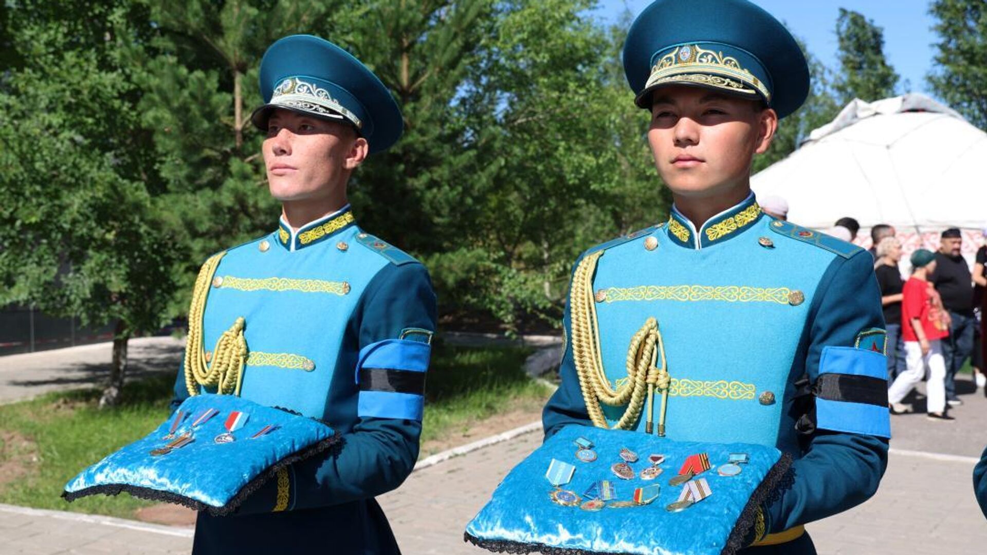 Участник Великой Отечественной войны Рзагул Байкешев, считавшийся последним фронтовиком в столице, ушел из жизни на 103-м году Участник Великой Отечественной войны Рзагул Байкешев, считавшийся последним фронтовиком в столице, ушел из жизни на 103-м году - Sputnik Казахстан, 1920, 12.08.2026