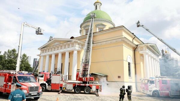 Спасатели России, Казахстана и Беларуси поделились техниками тушения пожаров - Sputnik Казахстан