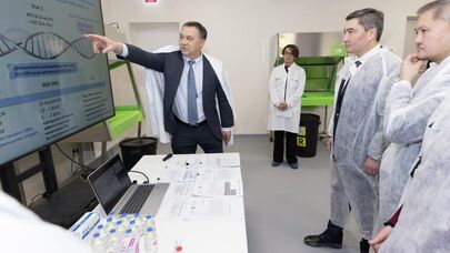 Биомедицинский исследовательский центр Nazarbayev University посетил премьер Казахстана 