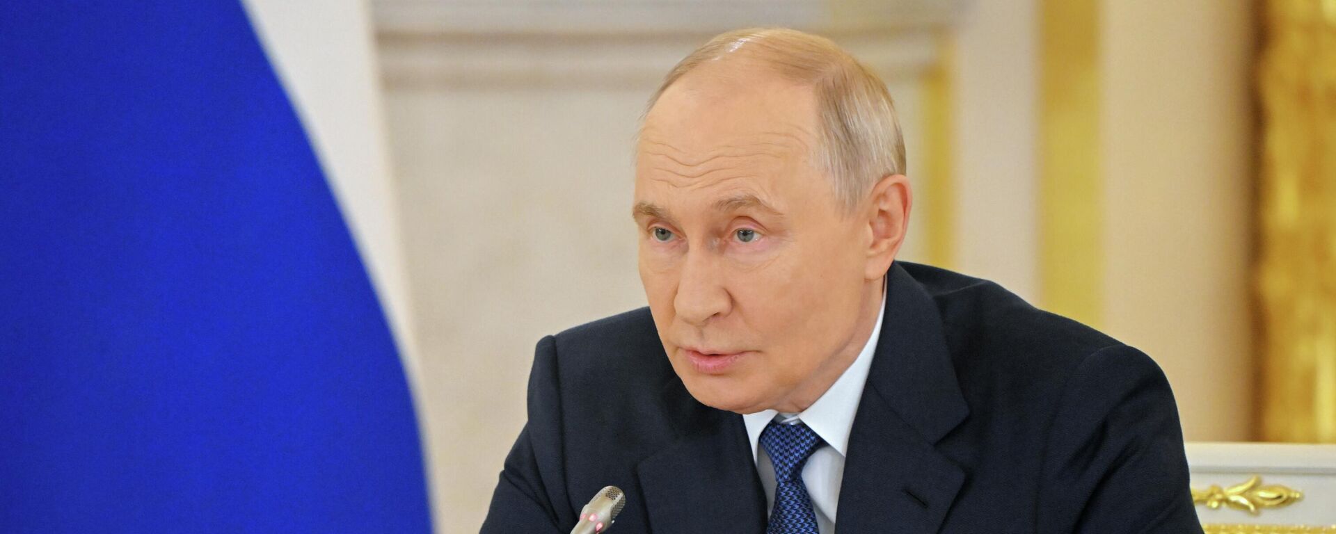 Президент Владимир Путин провел заседание Совета по стратегическому развитию и нацпроектам - Sputnik Казахстан, 1920, 31.08.2026