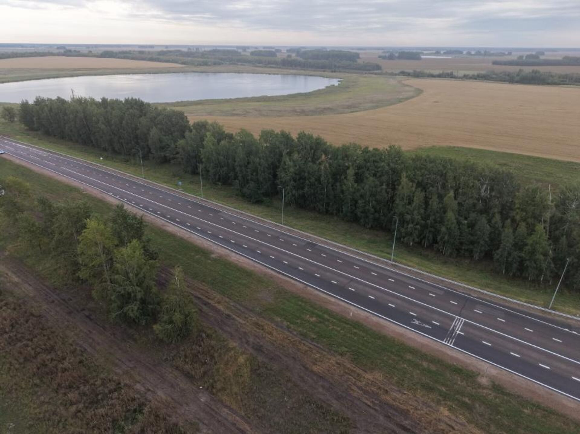 В СКО открыто движение по 30 км реконструированной дороги Астана – Кокшетау – Петропавловск – граница РФ - Sputnik Қазақстан, 1920, 22.08.2026