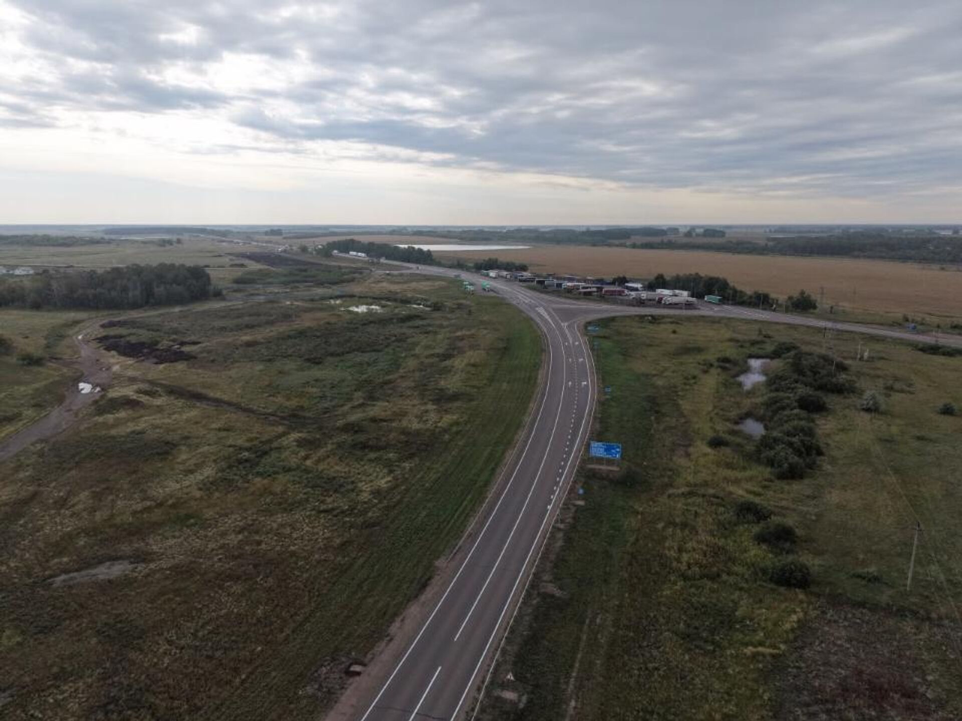 В СКО открыто движение по 30 км реконструированной дороги Астана – Кокшетау – Петропавловск – граница РФ - Sputnik Қазақстан, 1920, 22.08.2026