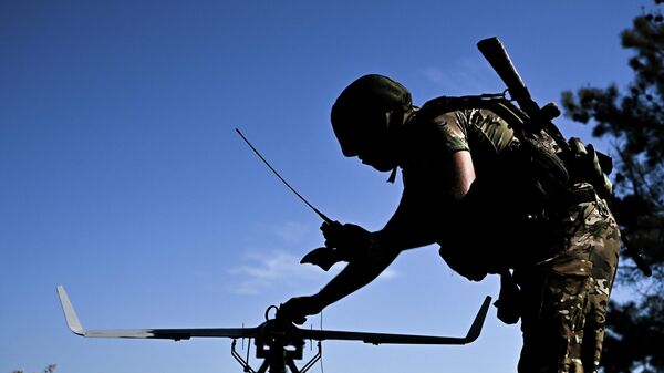 Боевая работа расчета БПЛА БАРС-КУРСК группировки войск Север на Сумском направлении СВО - Sputnik Казахстан
