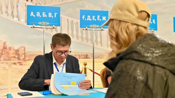 Итоги парламентских выборов в Казахстане: вызовы и перспективы - видеомост - Sputnik Казахстан