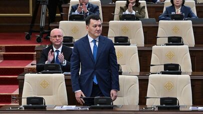 Ерлан Карин в Курултае
