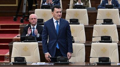 Ерлан Карин в Курултае