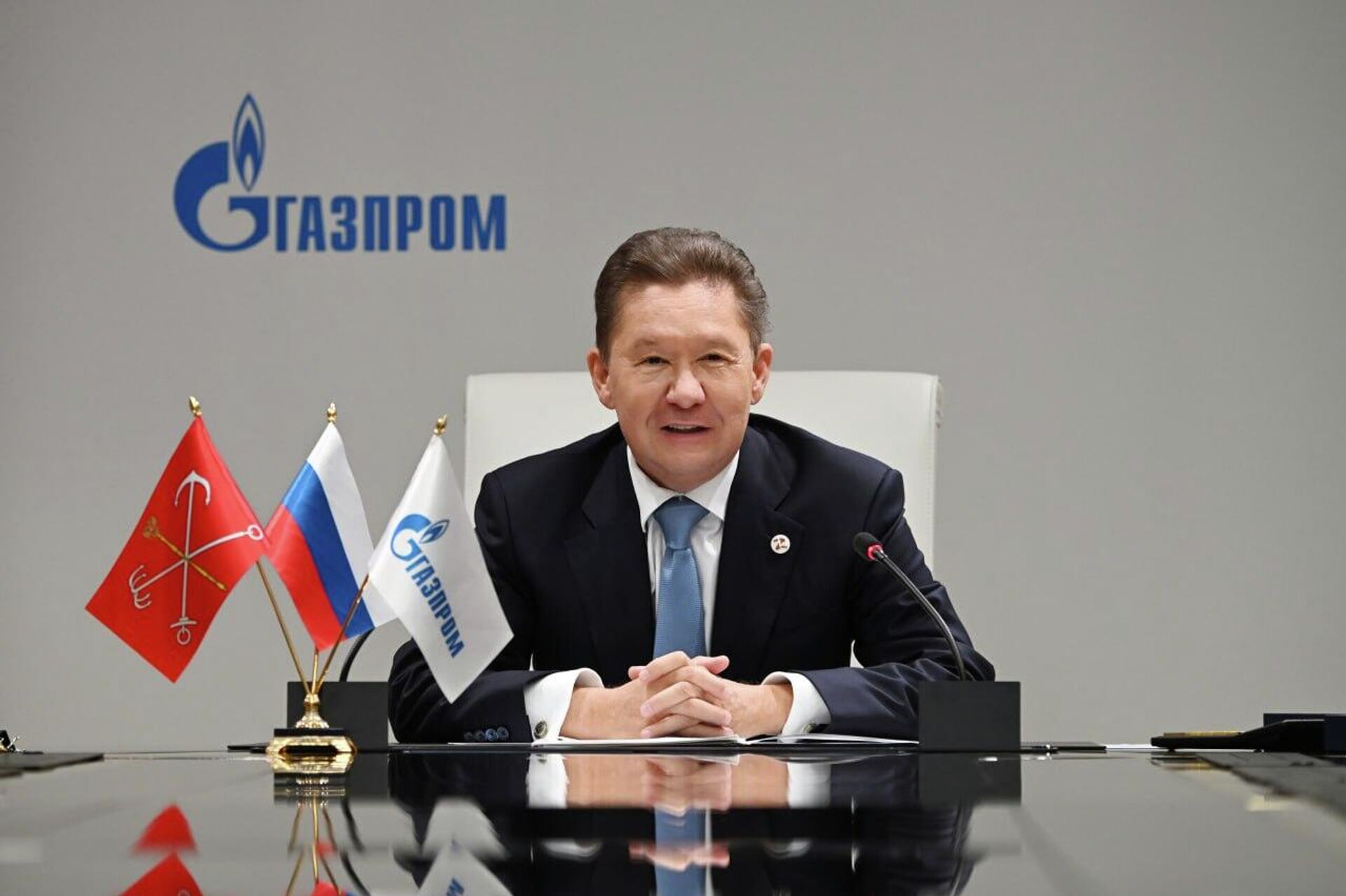Глава компании Газпром Алексей Миллер - Sputnik Казахстан, 1920, 04.09.2026