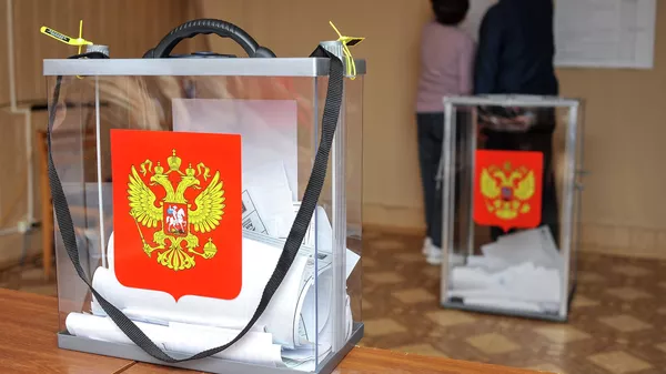 Урна на выборах в Госдуму России  - Sputnik Казахстан