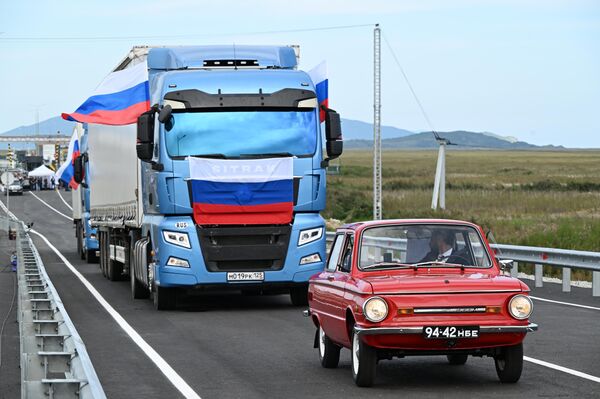 Открытие автомобильного моста между Россией и КНДР Открытие автомобильного моста между Россией и КНДР - Sputnik Казахстан