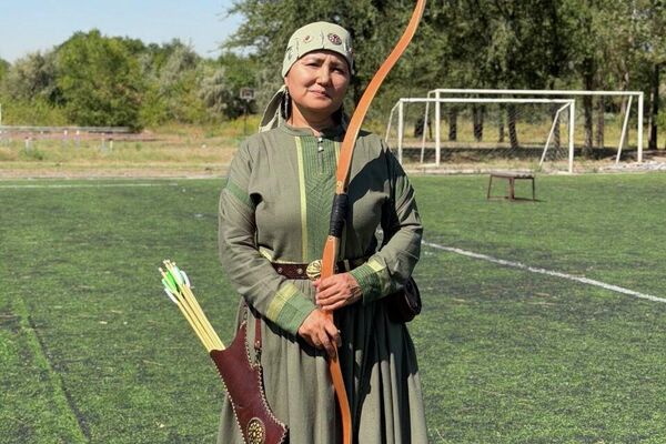 Дүниежүзілік көшпенділер ойындарында садақ атудан Қазақстаннан барған Аяш Қабдоллаева - Sputnik Қазақстан