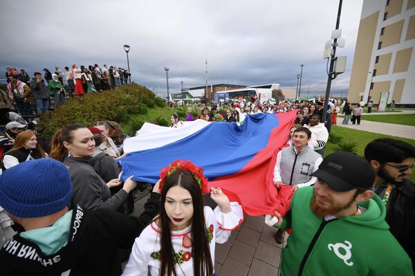 Международный фестиваль молодежи в Екатеринбурге Международный фестиваль молодежи в Екатеринбурге - Sputnik Казахстан