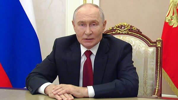 Обращение президента Владимира Путина к россиянам по случаю предстоящих выборов в Госдуму - Sputnik Казахстан