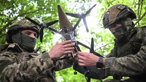 Боевое слаживание военнослужащих группировки войск Север на Сумском направлении СВО - Sputnik Казахстан