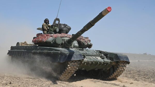 В Мангистауской области на полигоне Оймаша началось многостепенное командно-штабное учение - Sputnik Казахстан