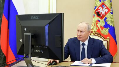 Президент России Владимир Путин проголосовал на выборах депутатов в Госдуму РФ
