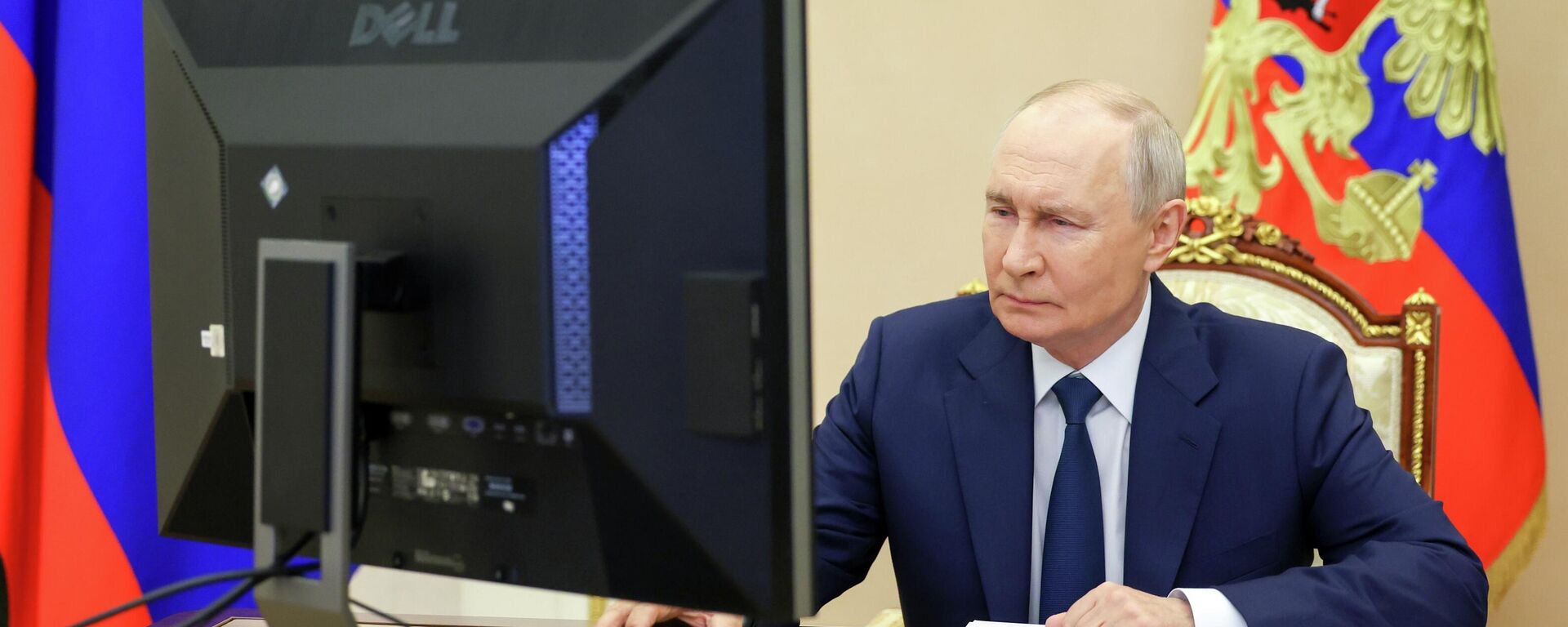 Президент России Владимир Путин проголосовал на выборах депутатов в Госдуму РФ - Sputnik Казахстан, 1920, 18.09.2026