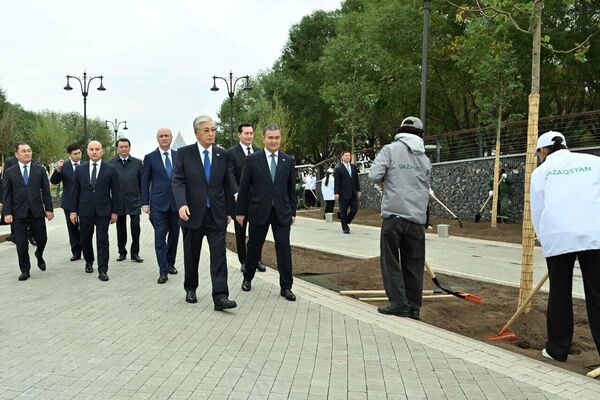 Токаеву доложили о благоустройстве Астаны Токаеву доложили о благоустройстве Астаны - Sputnik Казахстан