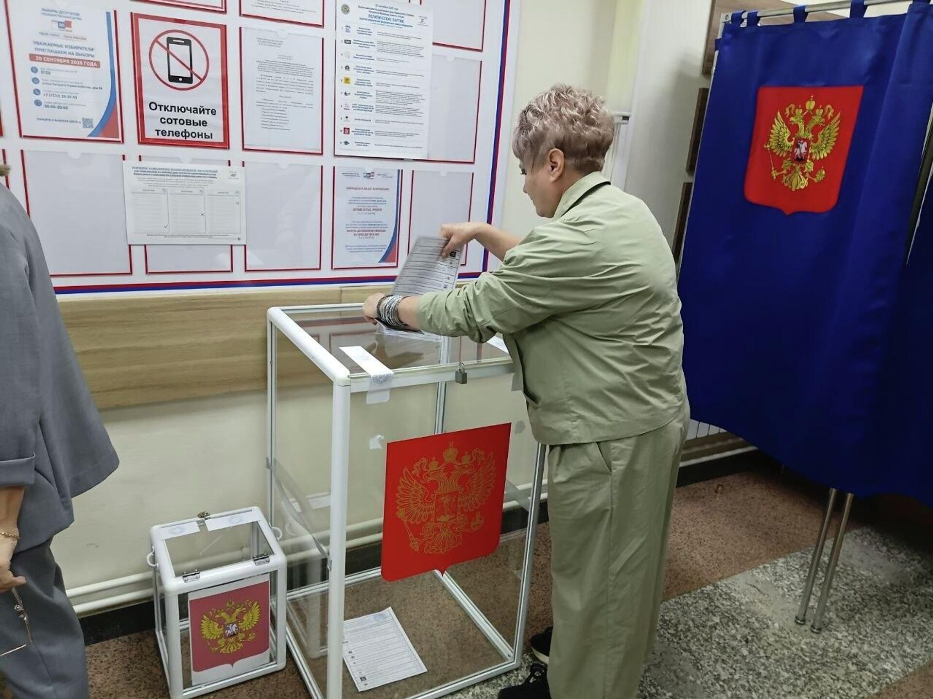 Голосование на избирательном участке в Усть-Каменогорске Голосование на избирательном участке в Усть-Каменогорске - Sputnik Казахстан, 1920, 20.09.2026