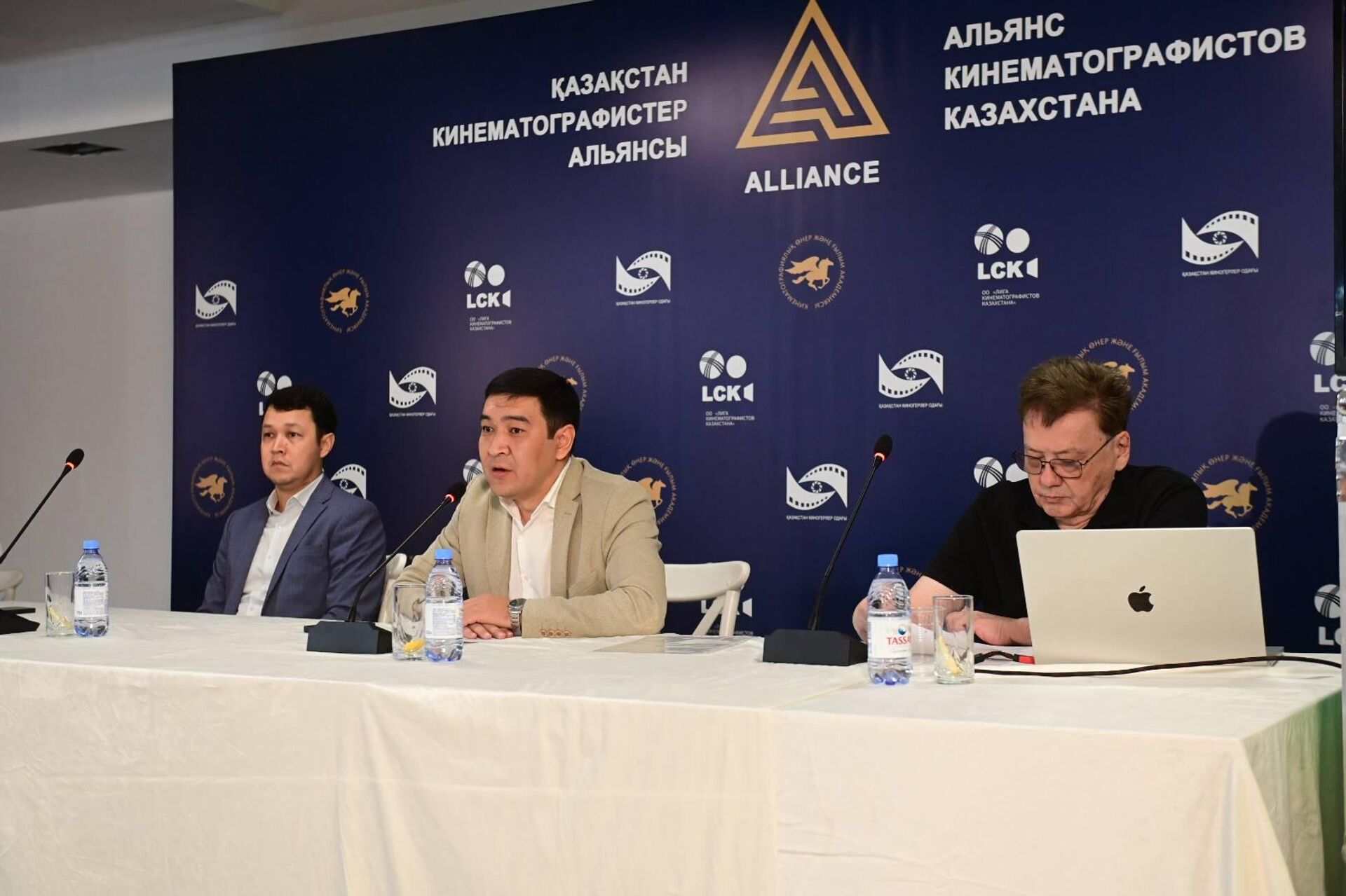 Брифинг Альянса кинематографистов Казахстана в Алматы Брифинг Альянса кинематографистов Казахстана в Алматы - Sputnik Қазақстан, 1920, 23.09.2026