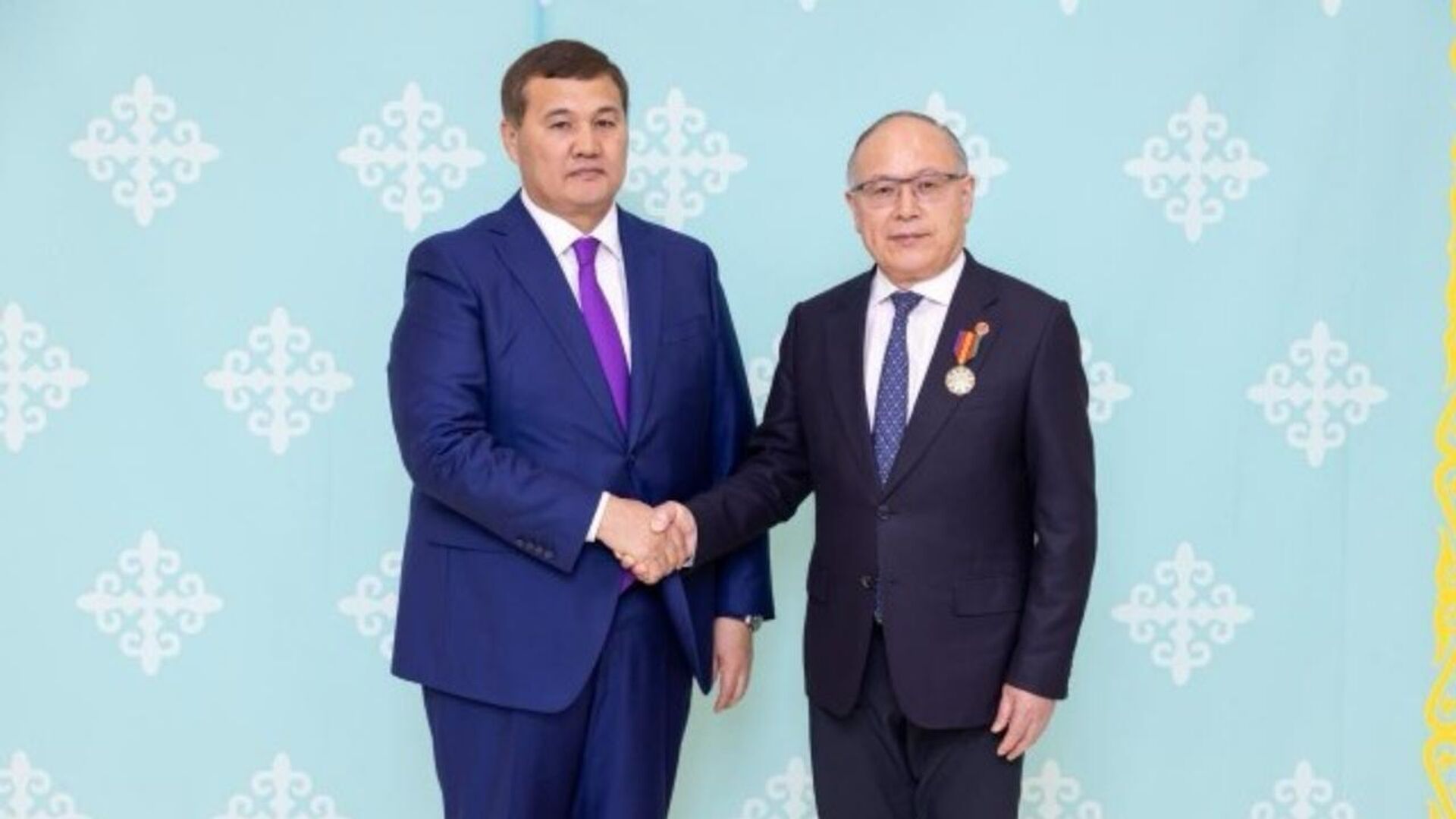 Первый заместитель Премьер-министра Нурлыбек Налибаев совершил рабочий визит в Китай - Sputnik Казахстан, 1920, 23.09.2026
