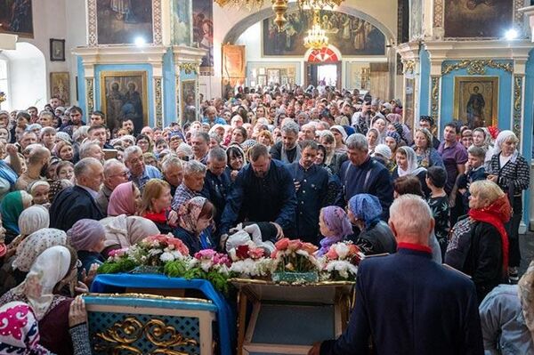 В Уральск привезли ковчег с десницей святителя Спиридона Тримифунтского - Sputnik Казахстан