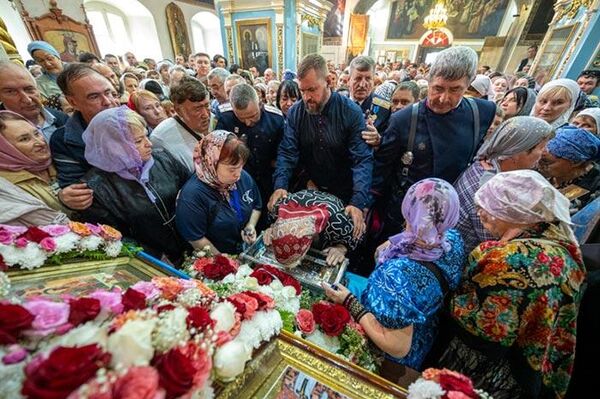 В Уральск привезли ковчег с десницей святителя Спиридона Тримифунтского - Sputnik Казахстан
