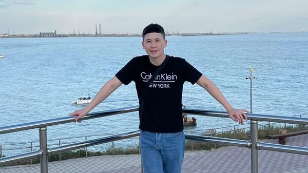 Каспий теңізіндегі әскери оқу-жаттығу кезінде қаза болған Ақылбек Төлегенді ұстаздары қимастықпен еске алды - Sputnik Қазақстан
