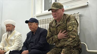 Министр обороны Казахстана Даурен Косанов встретился с семьями погибших военнослужащих
