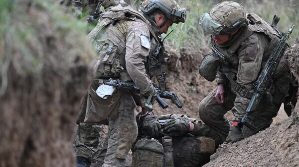 Боевое слаживание военнослужащих 83-й отдельной десантно-штурмовой бригады группировки войск Север  - Sputnik Казахстан