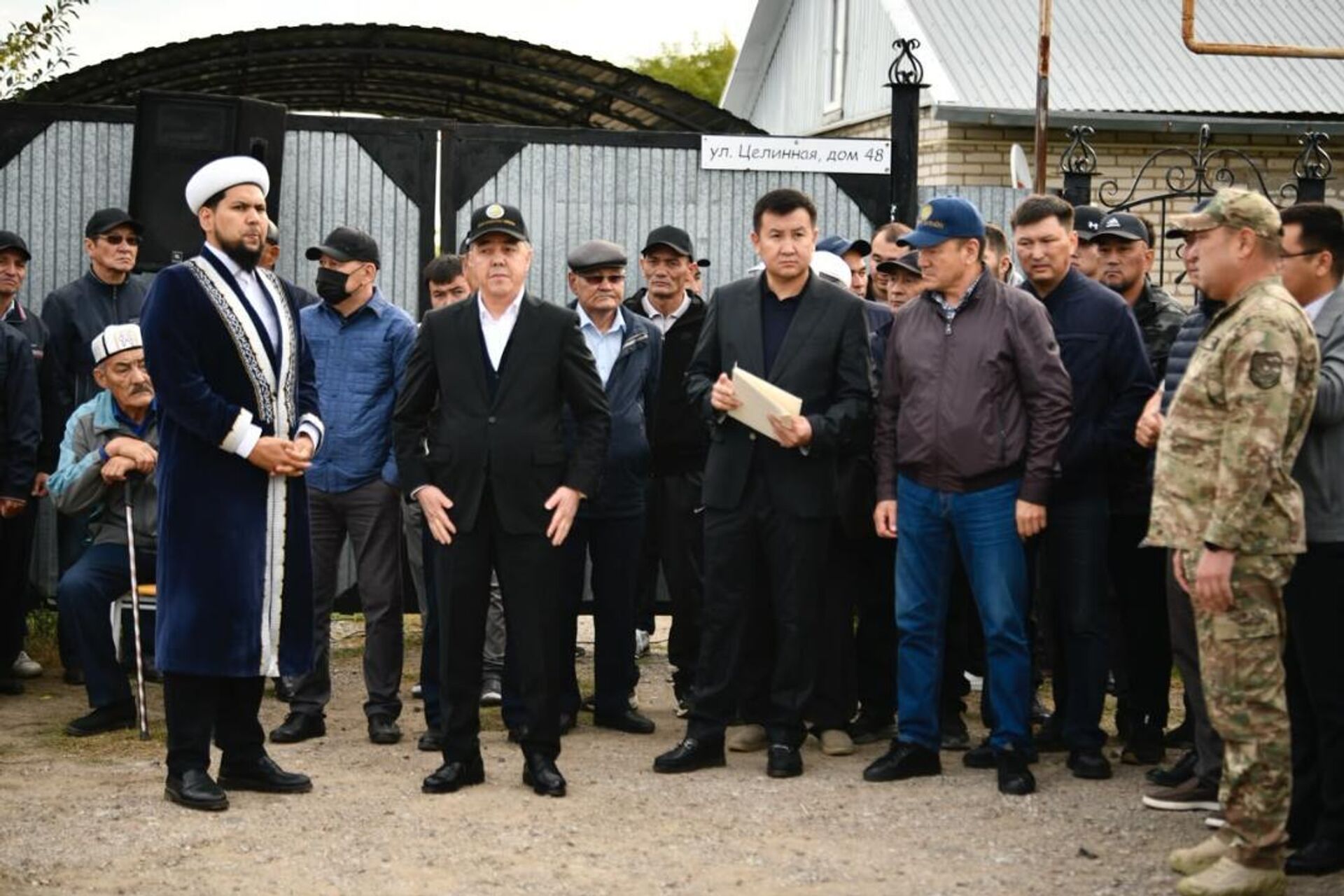 В Западно-Казахстанской области похоронили военнослужащих, погибших во время учений на Каспии - Sputnik Қазақстан, 1920, 26.09.2026