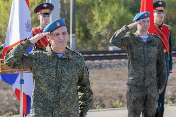 Контингенты стран ОДКБ прибыли в Россию для учений Контингенты стран ОДКБ прибыли в Россию для учений - Sputnik Казахстан