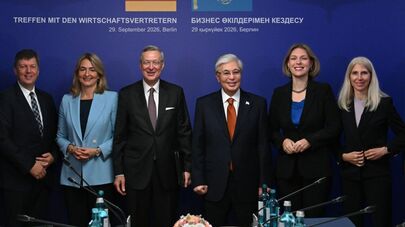 Президент встретился с руководителями германских экономических ассоциаций и финансовых институтов