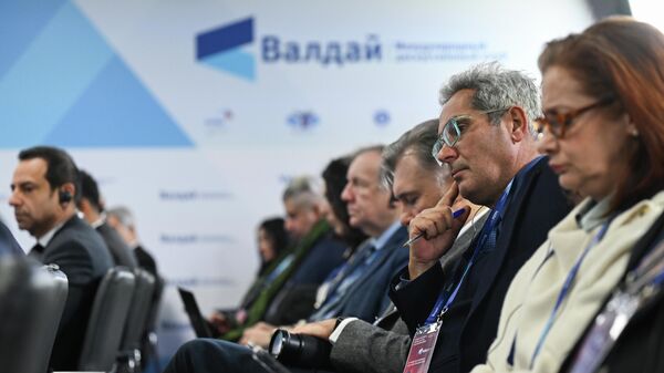 Сессия клуба Валдай о сохранении общего будущего без ущерба нацинтересам - онлайн - Sputnik Казахстан