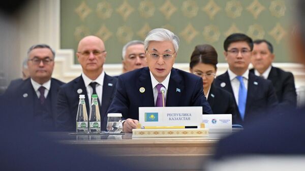 Қасым-Жомарт Тоқаев Орталық Азия және Әзербайжан мемлекеттері басшыларының VIIІ Консультативтік кездесуіне қатысты - Sputnik Қазақстан