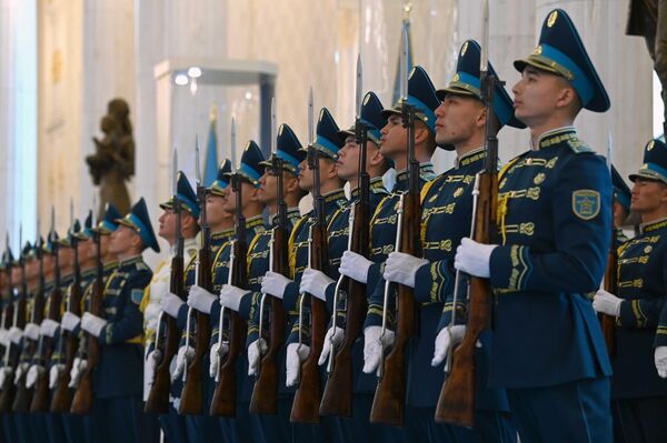 Торжественная церемония встречи короля бельгийцев в Астане Торжественная церемония встречи короля бельгийцев в Астане - Sputnik Казахстан